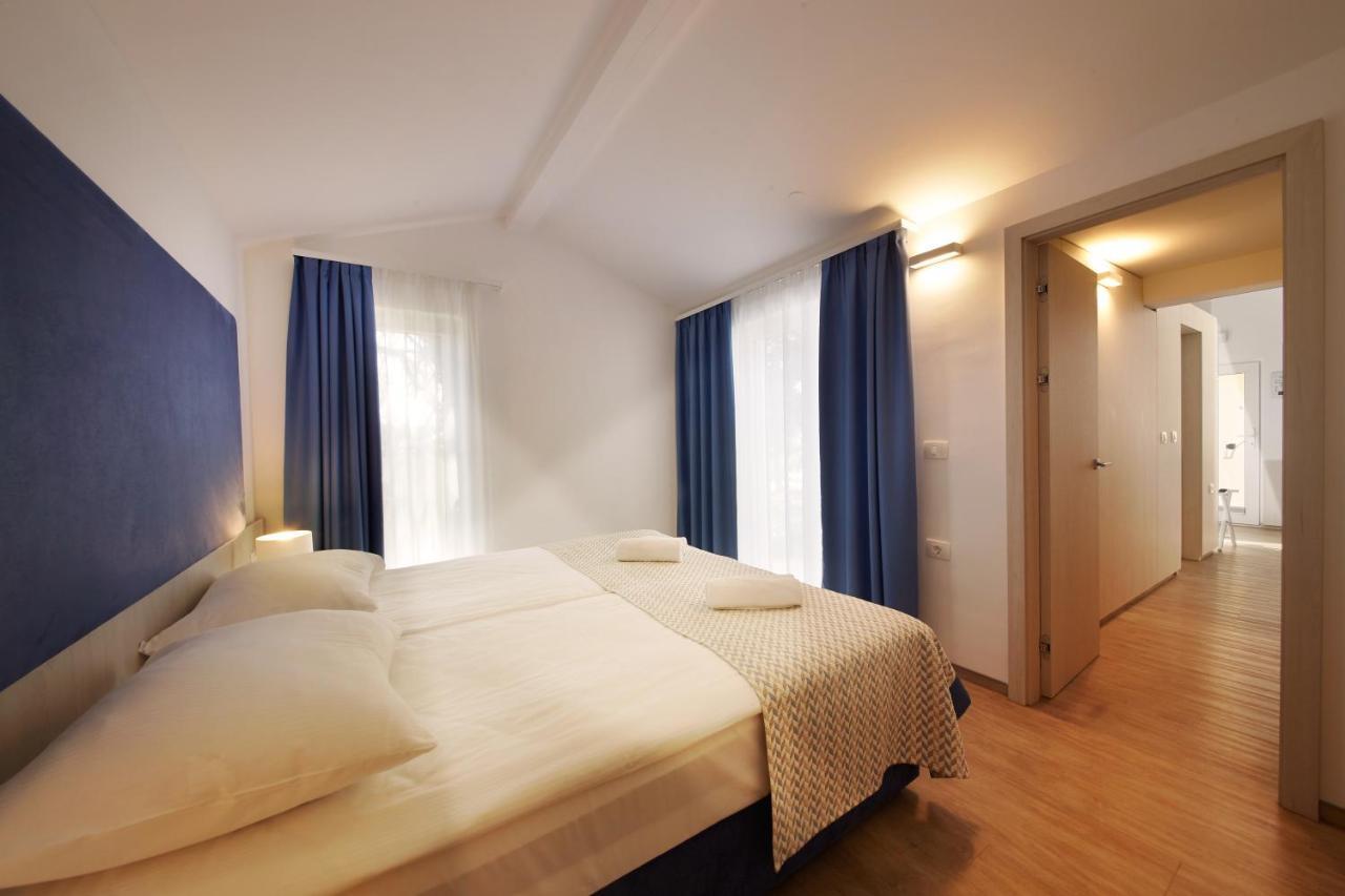Olive Family Suites - Hotel & Resort Adria Ancarano Esterno foto