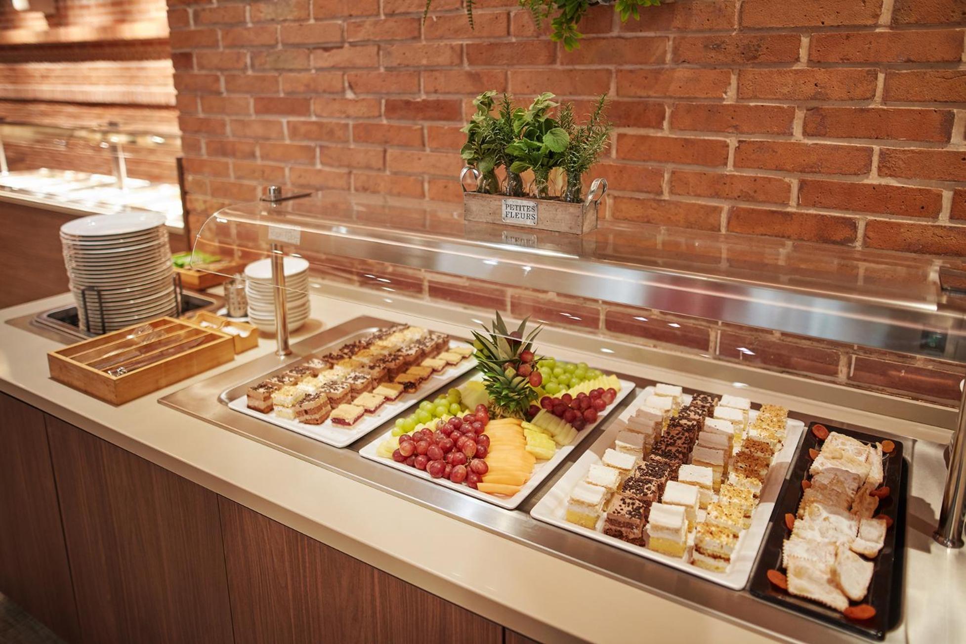 Olive Family Suites - Hotel & Resort Adria Ancarano Esterno foto