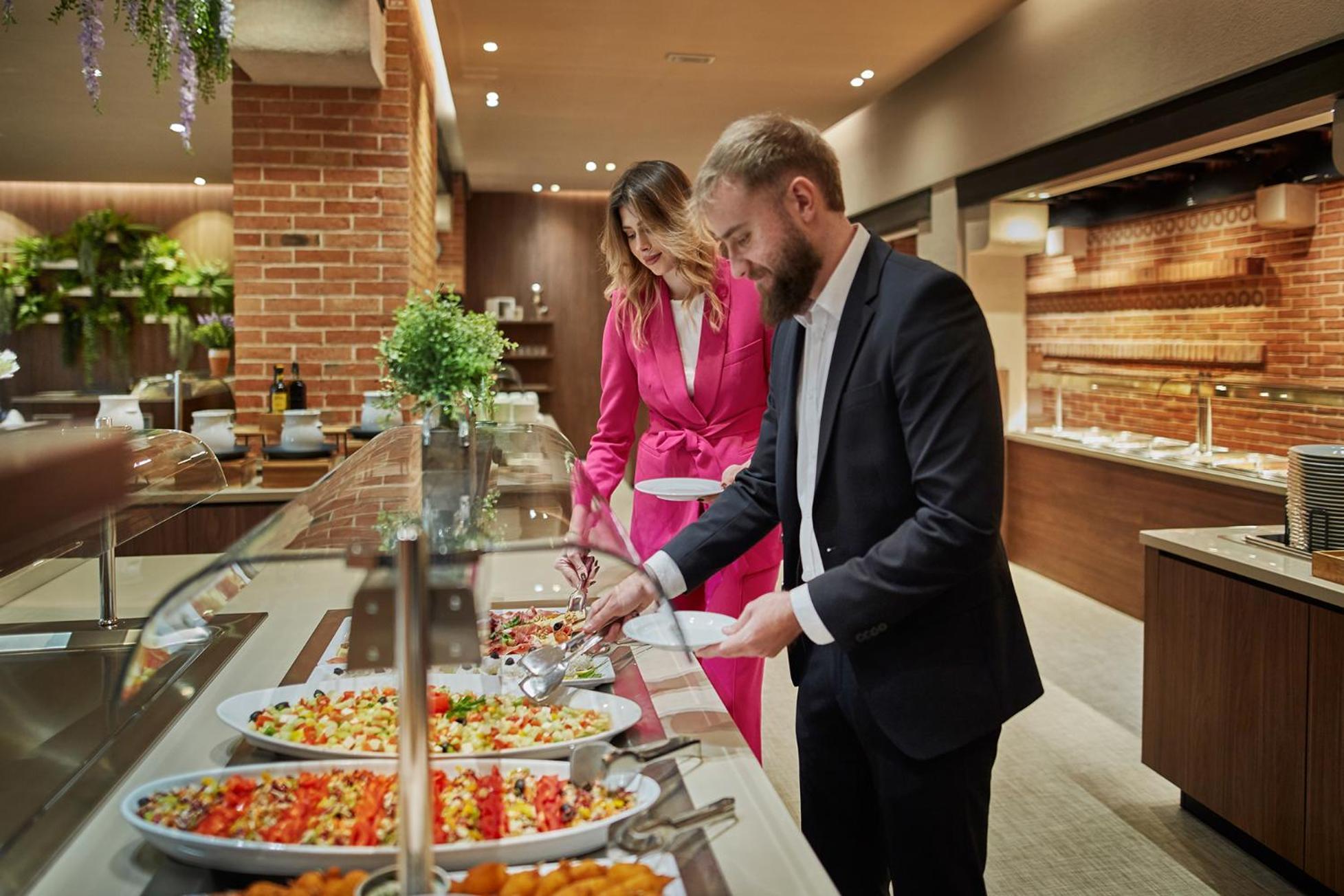 Olive Family Suites - Hotel & Resort Adria Ancarano Esterno foto